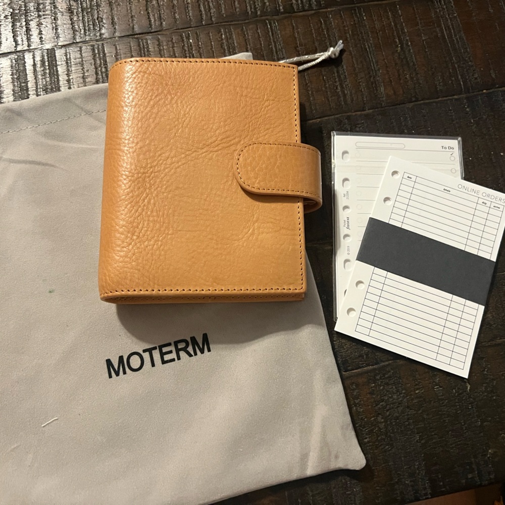 Moterm Regular Pocket Rings in Apricot